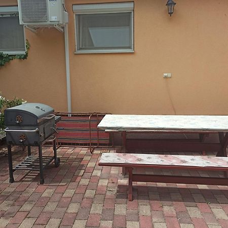 Orchidea Apartman Heviz Bagian luar foto