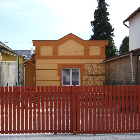 Orchidea Apartman Heviz Bagian luar foto