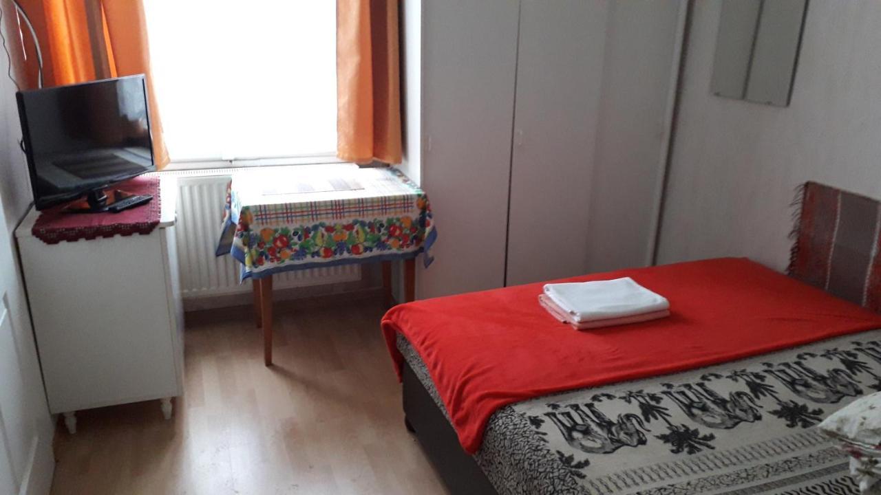 Orchidea Apartman Heviz Bagian luar foto