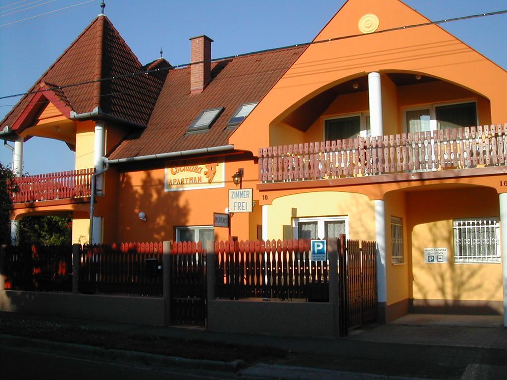 Orchidea Apartman Heviz Bagian luar foto
