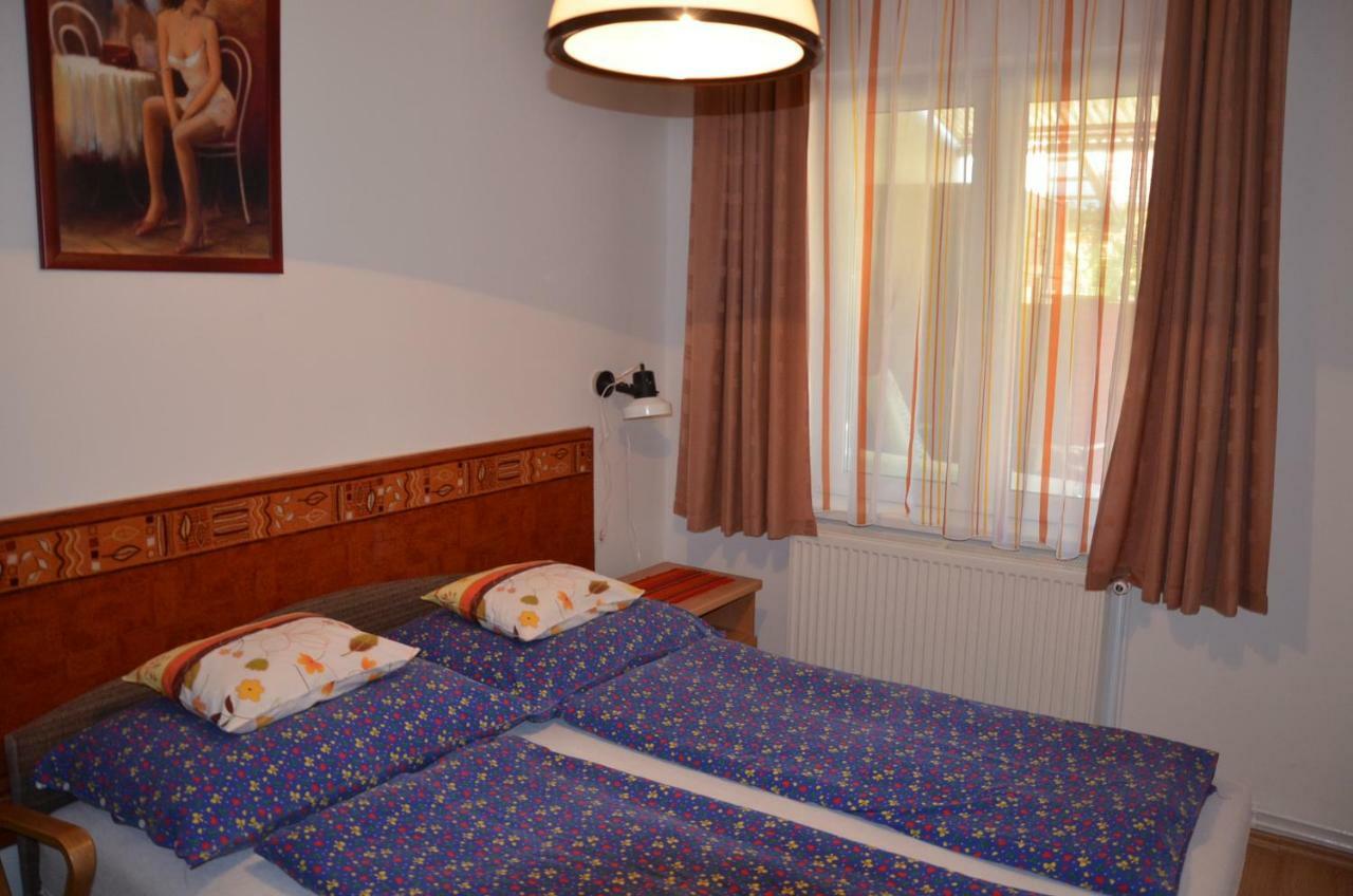 Orchidea Apartman Heviz Bagian luar foto